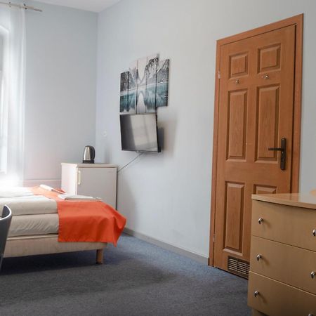 Hostel Krosnienska 12 Zielona Góra Zewnętrze zdjęcie