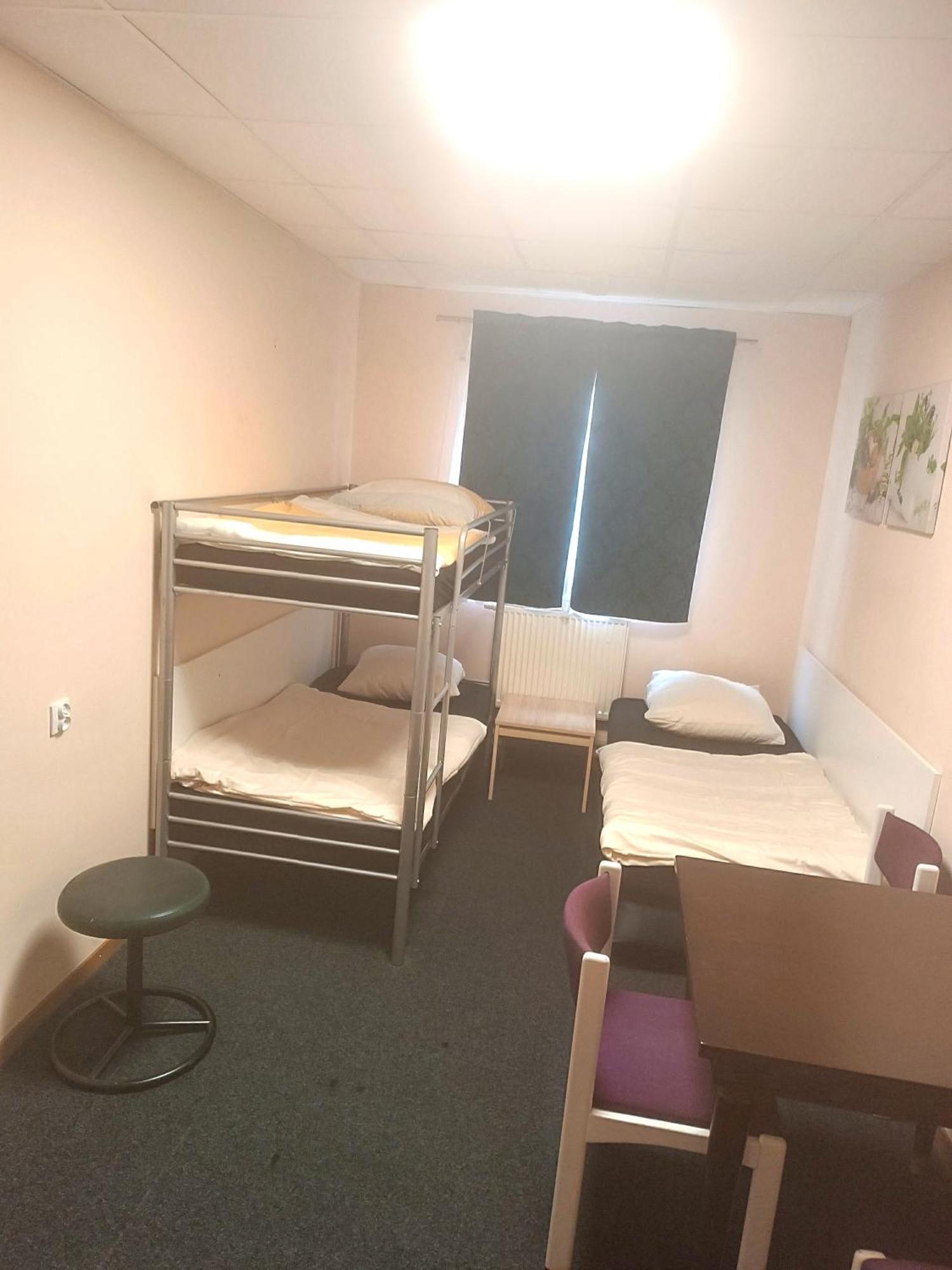 Hostel Krosnienska 12 Zielona Góra Zewnętrze zdjęcie