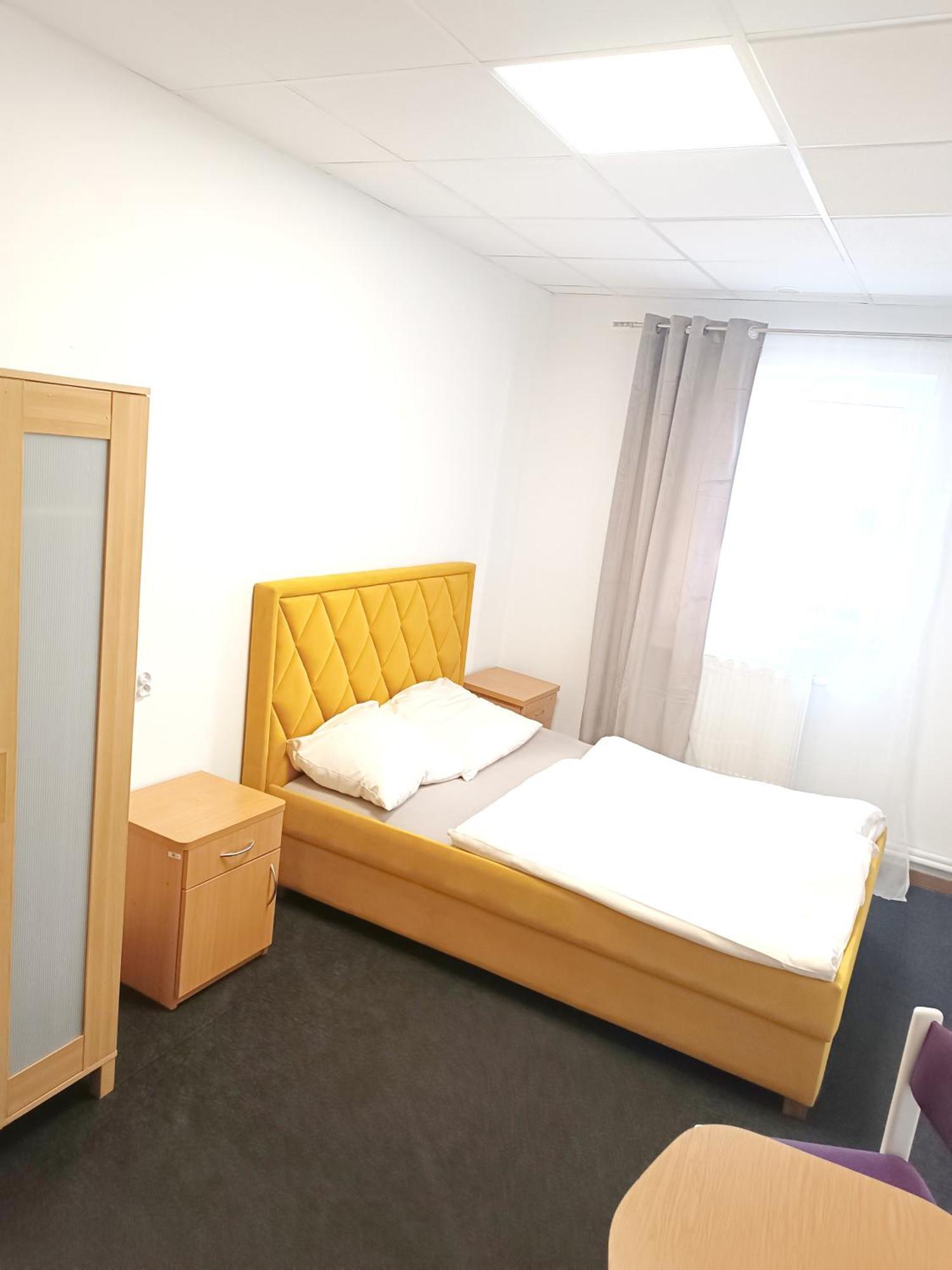 Hostel Krosnienska 12 Zielona Góra Zewnętrze zdjęcie