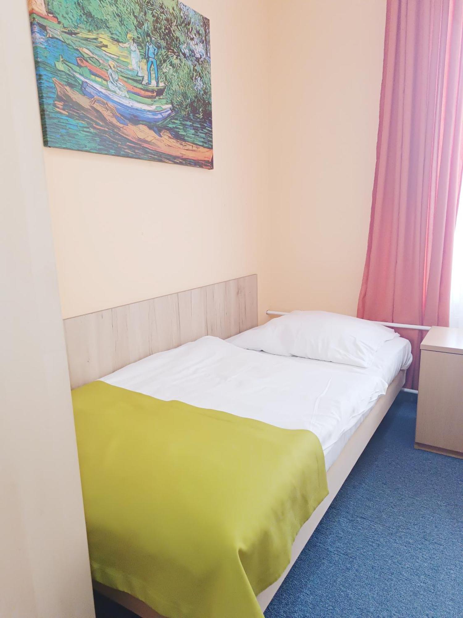 Hostel Krosnienska 12 Zielona Góra Zewnętrze zdjęcie